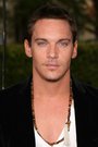 Jonathan Rhys Meyers isReese