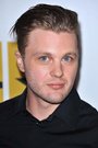 Michael Pitt isHideo Kuze