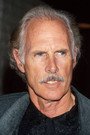 Bruce Dern isFreeman Lowell