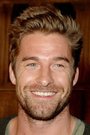 Scott Speedman isRoy