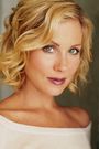 Christina Applegate isGwendolyn