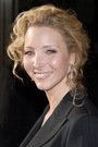 Lisa Kudrow isMartha