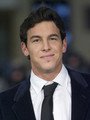 Mario Casas isAdrián Doria