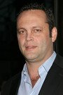 Vince Vaughn isSergeant Howell