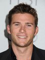 Scott Eastwood isMitch Davis